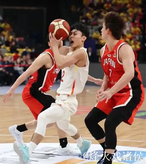 徐杰22+11广东胜山东 莫兰德19+10于德豪14分 徐杰22+11广东胜山东 莫兰德19+10于德豪14分