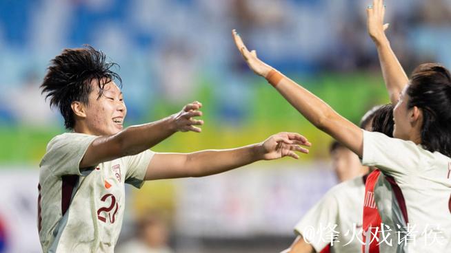 中国女足比赛内容的“男足化” 让球迷很不满意? 中国女足比赛内容的“男足化” 让球迷很不满意?