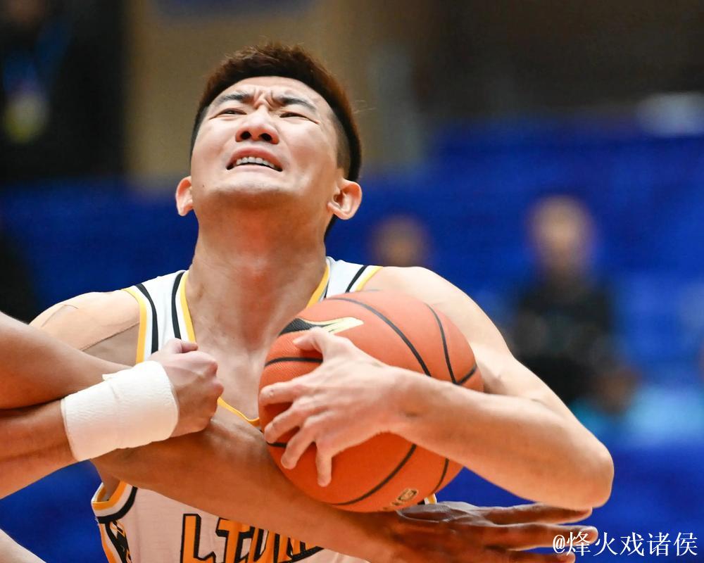 黄荣奇15分广东胜福建 孙铭徽16+18广厦胜四川 黄荣奇15分广东胜福建 孙铭徽16+18广厦胜四川